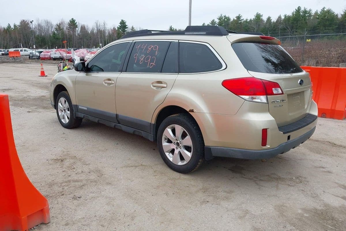 Subaru Outback 2010