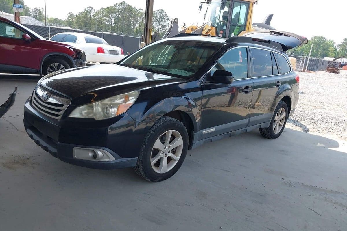 Subaru Outback 2010