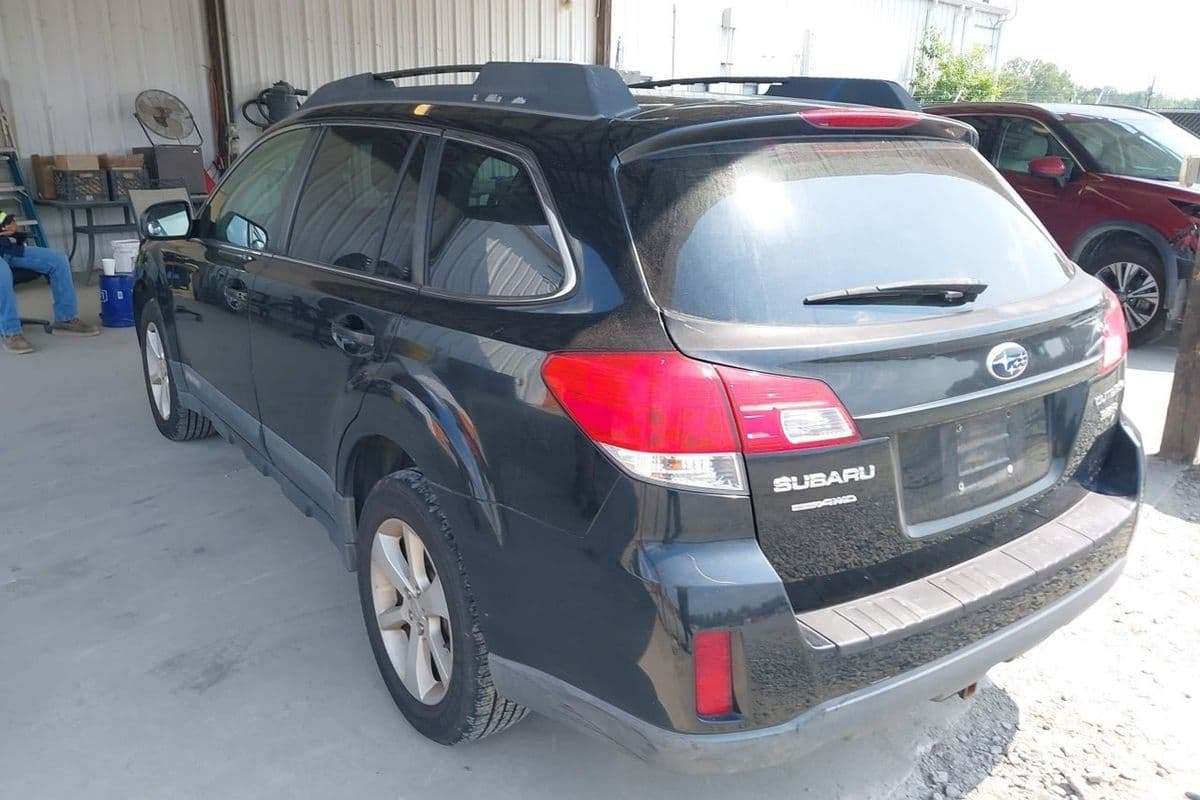 Subaru Outback 2010