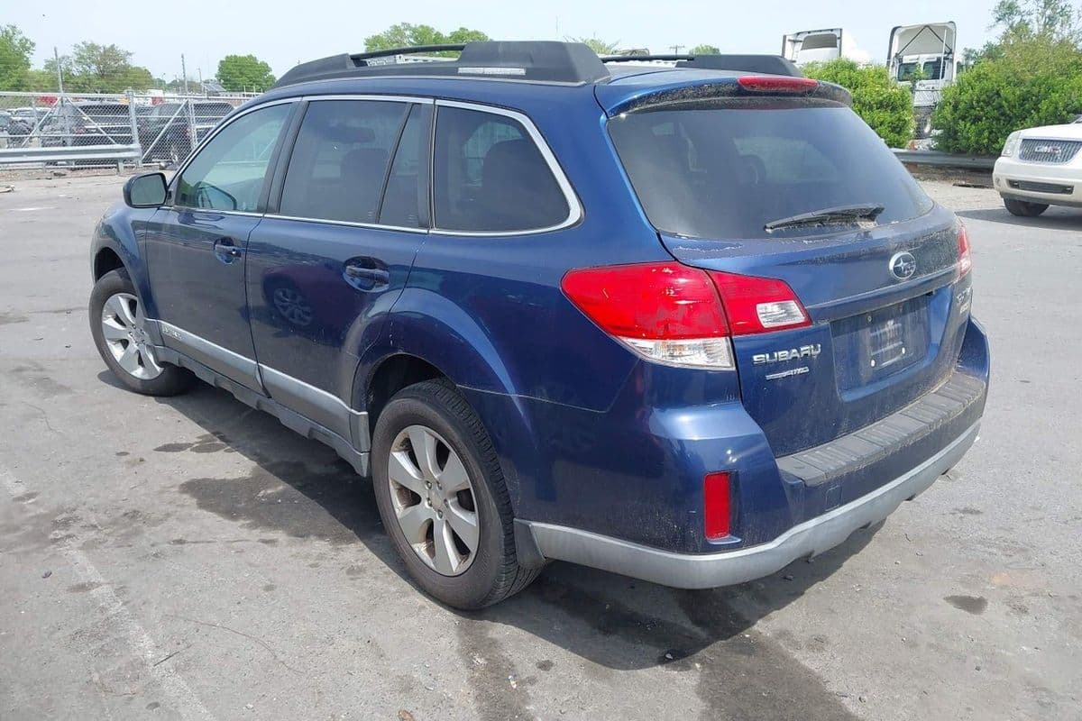 Subaru Outback 2011