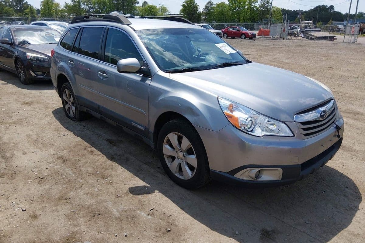 Subaru Outback 2011