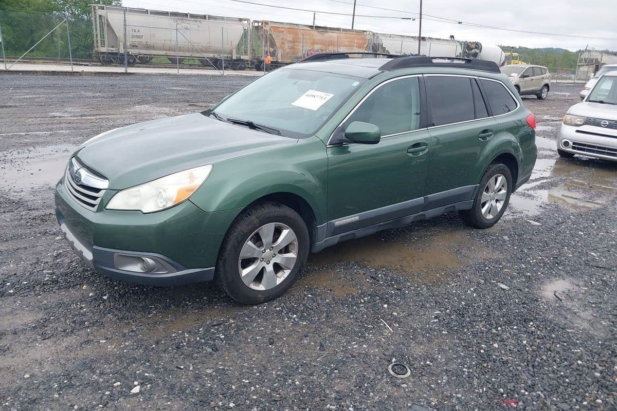 Subaru Outback 2011