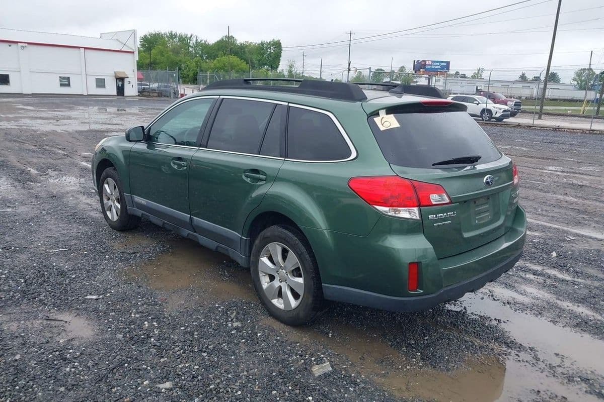 Subaru Outback 2011