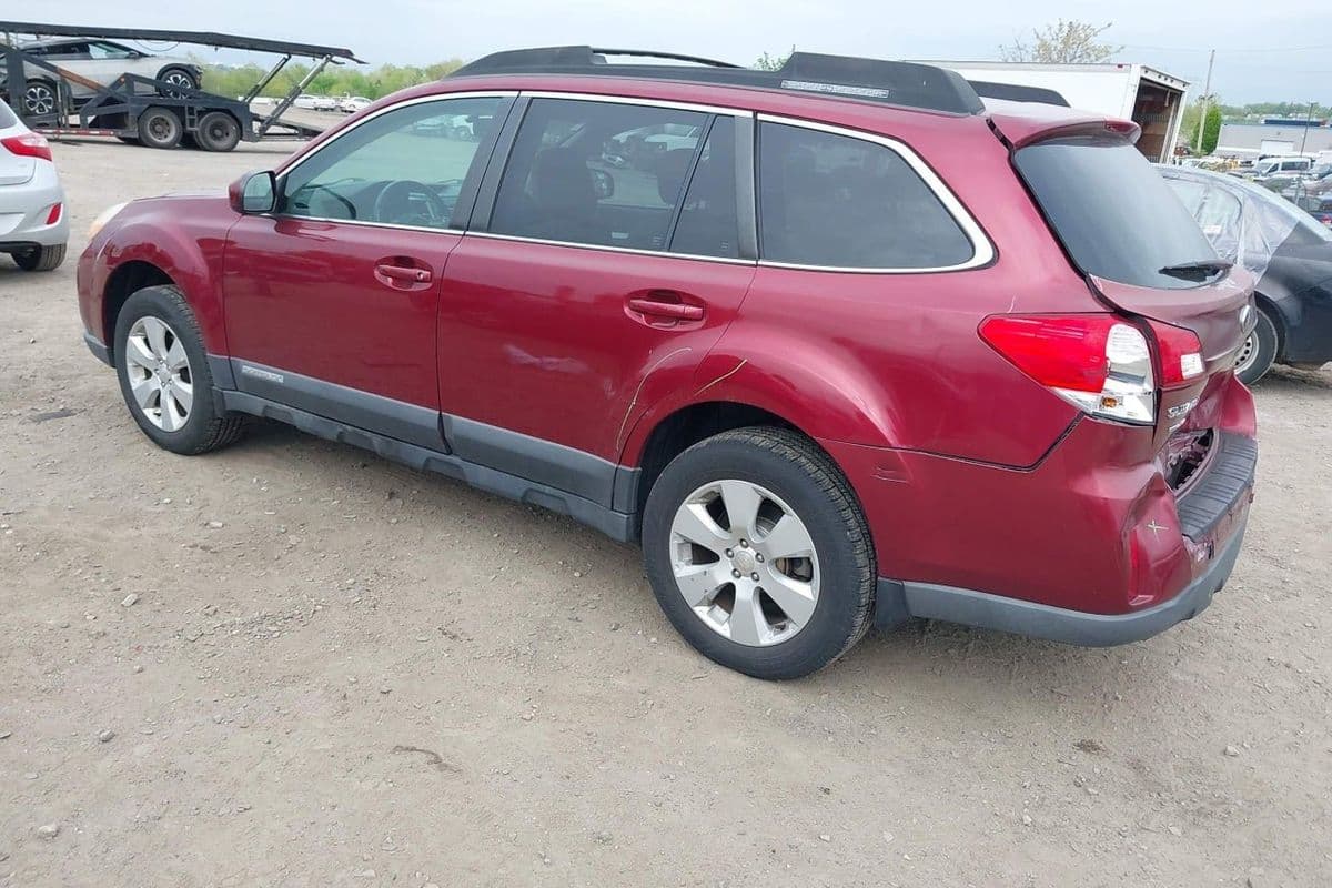 Subaru Outback 2011