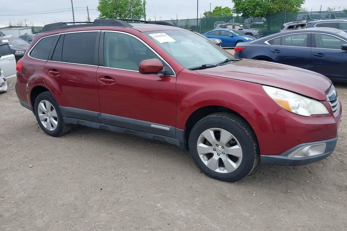 Subaru Outback 2011