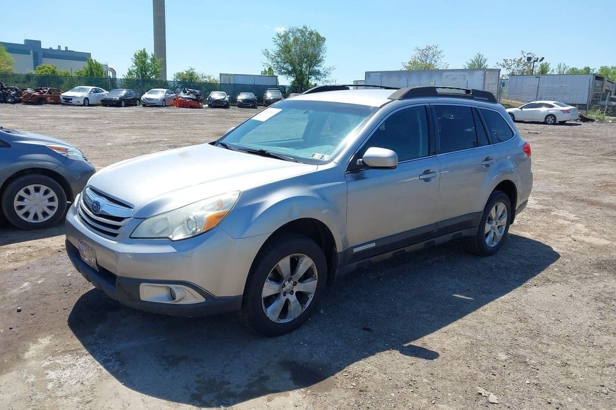 Subaru Outback 2011
