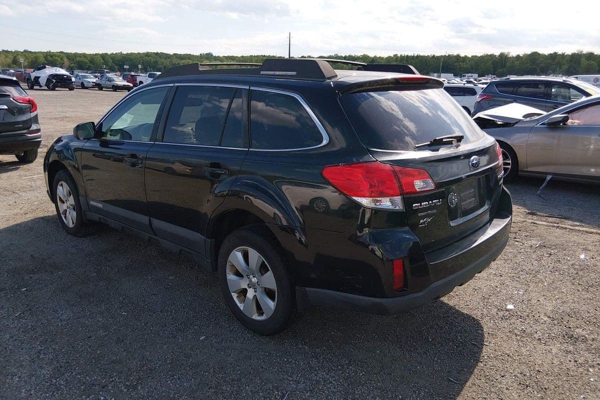 Subaru Outback 2011