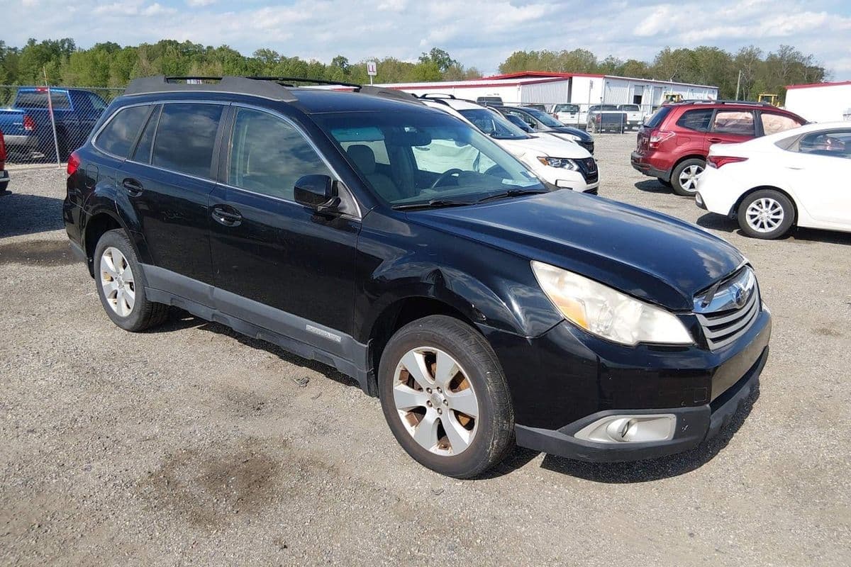 Subaru Outback 2011