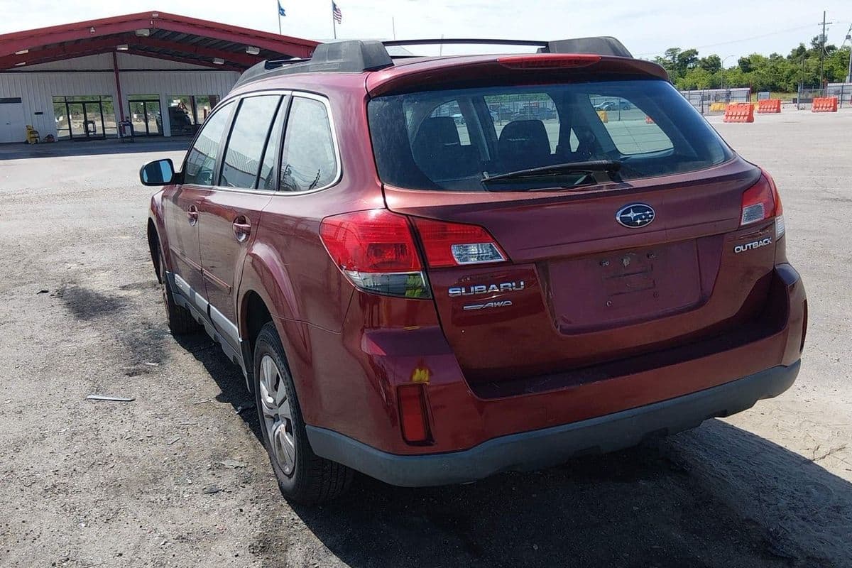 Subaru Outback 2012