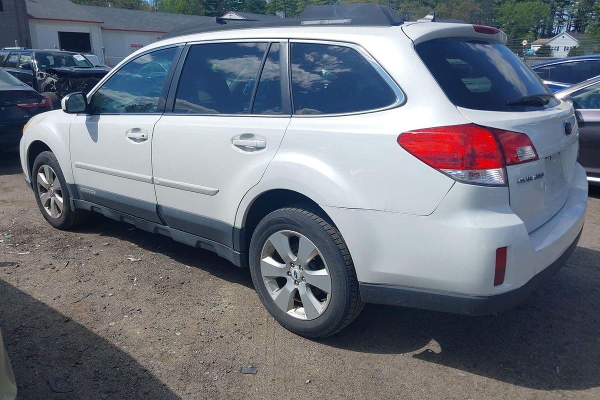 Subaru Outback 2012