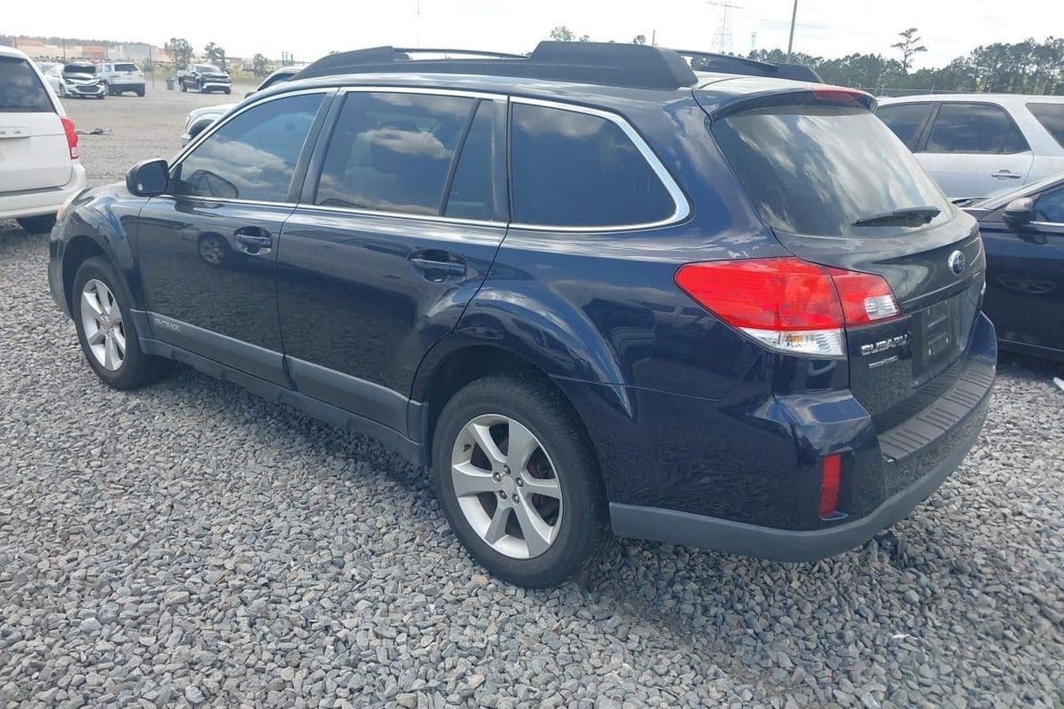 Subaru Outback 2013