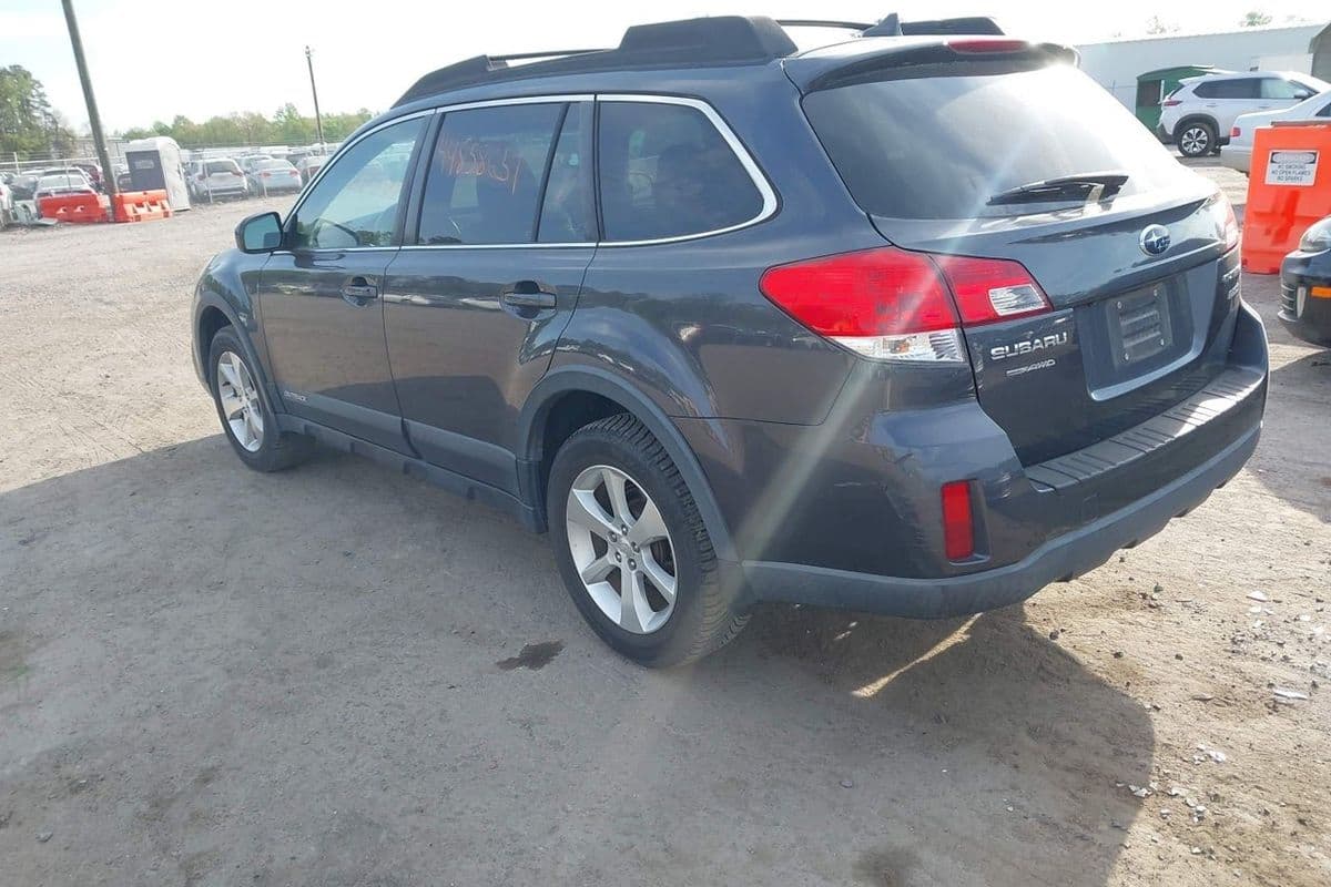 Subaru Outback 2013