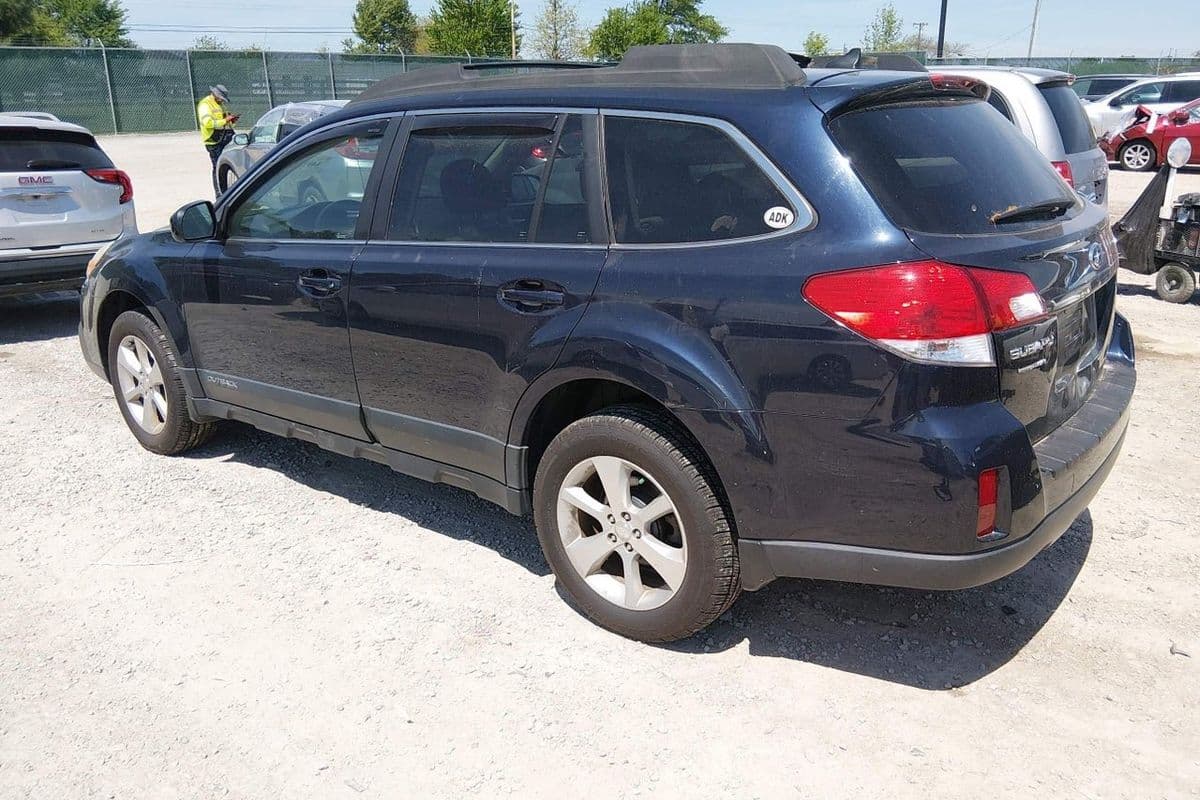 Subaru Outback 2013