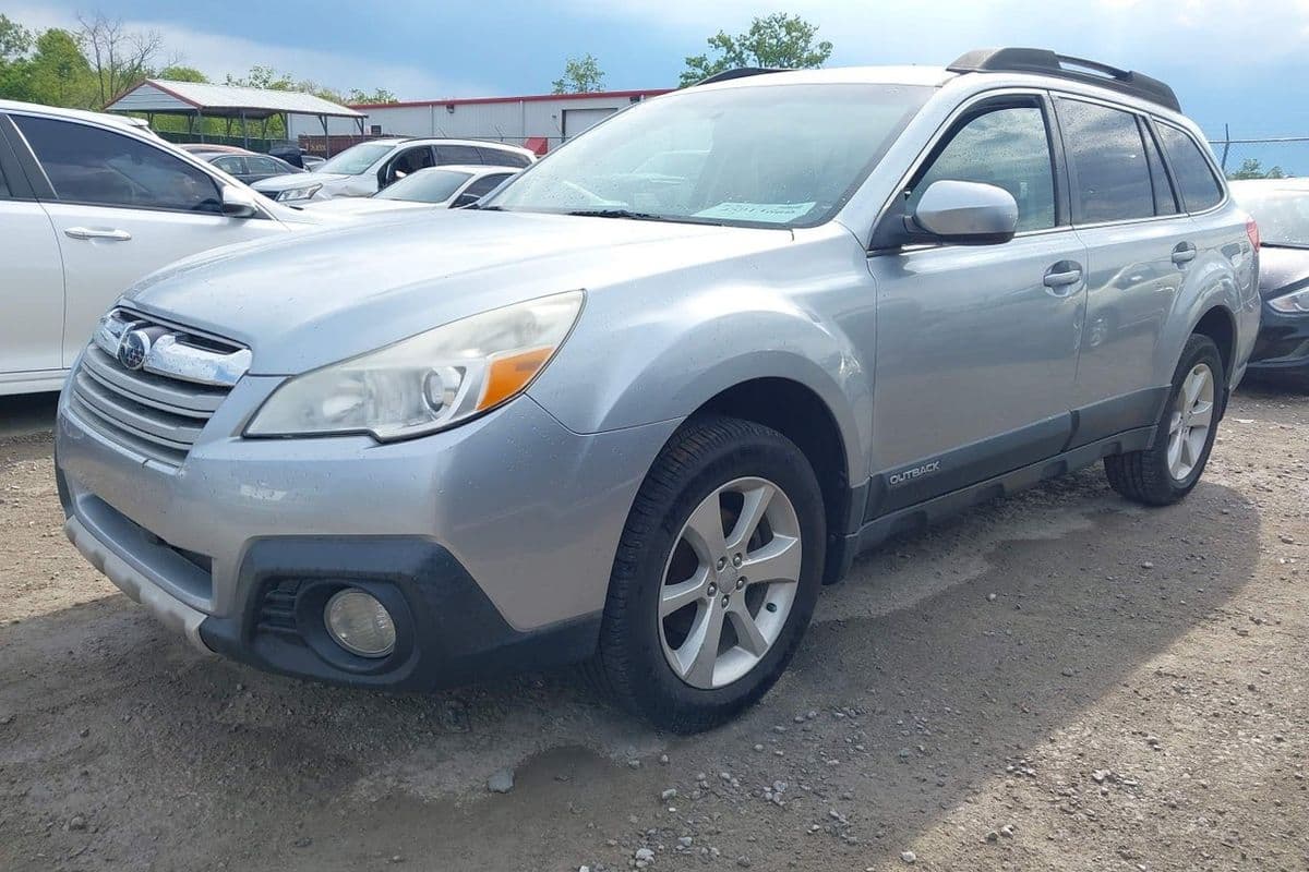 Subaru Outback 2013