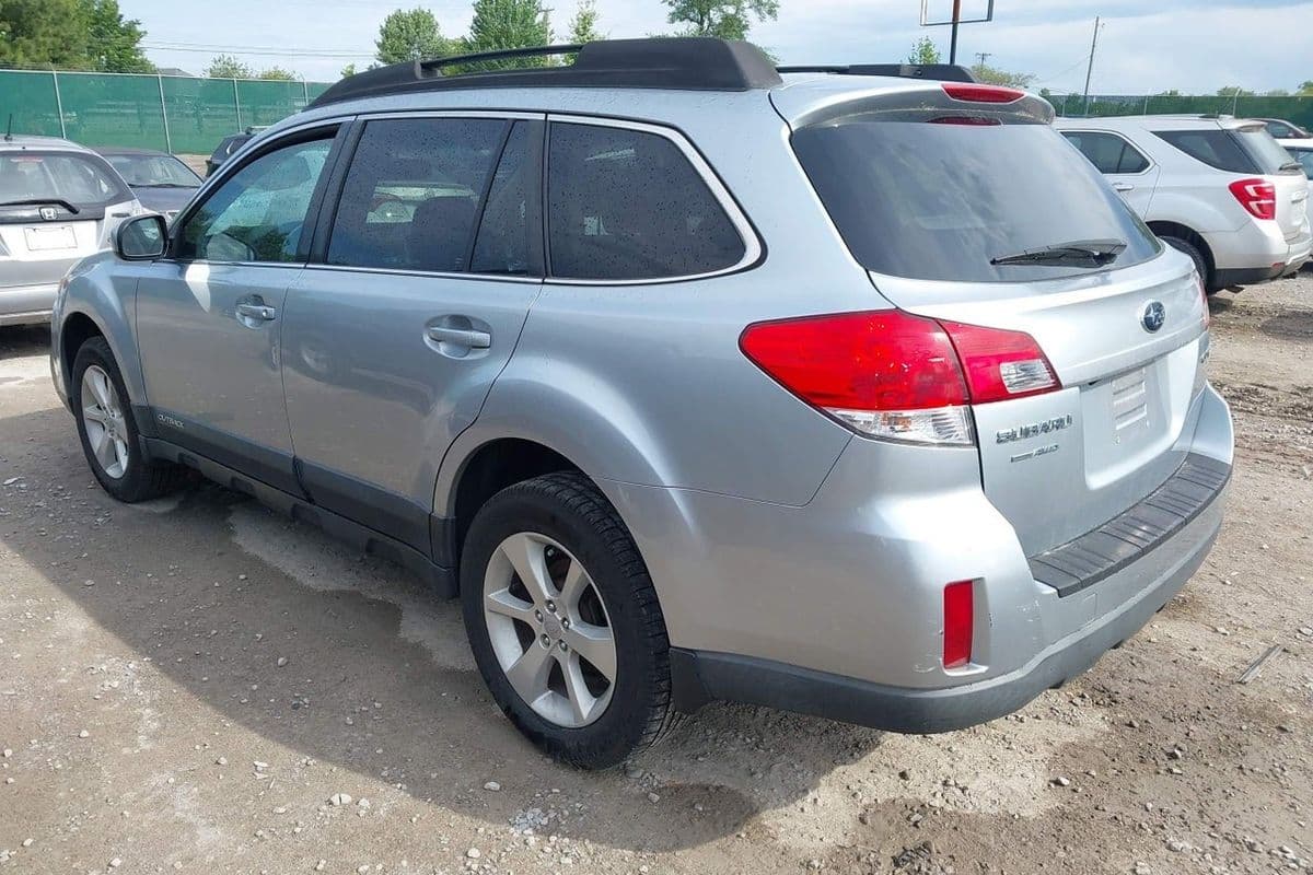Subaru Outback 2013