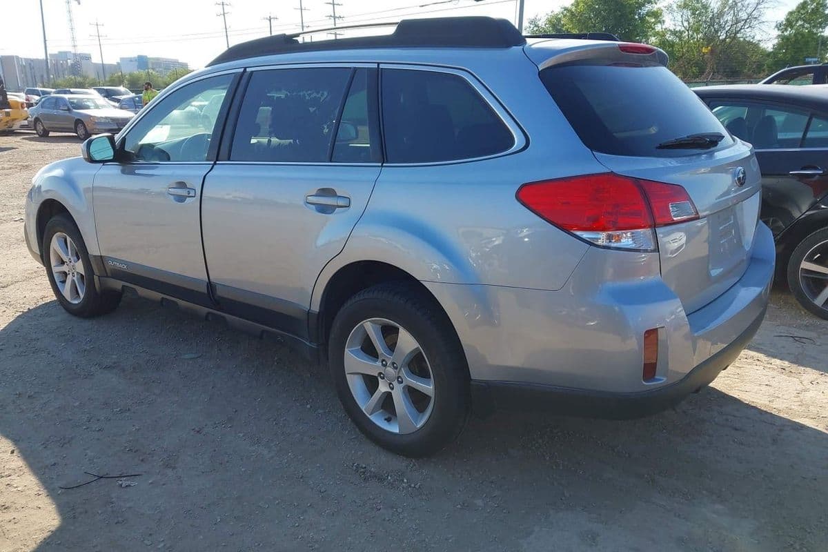 Subaru Outback 2013