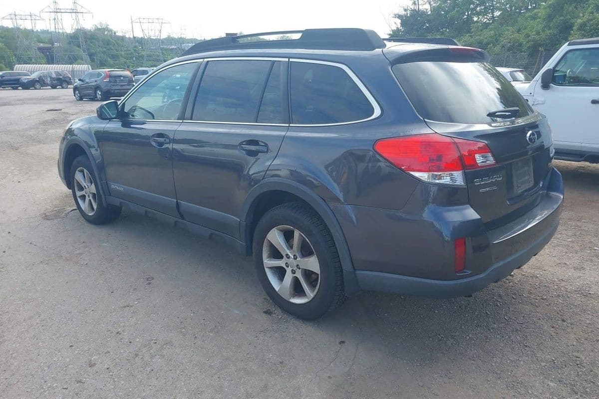 Subaru Outback 2013