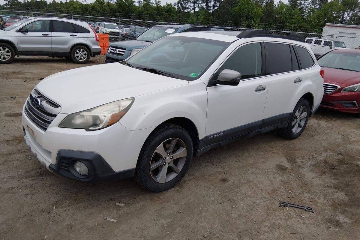 Subaru Outback 2014