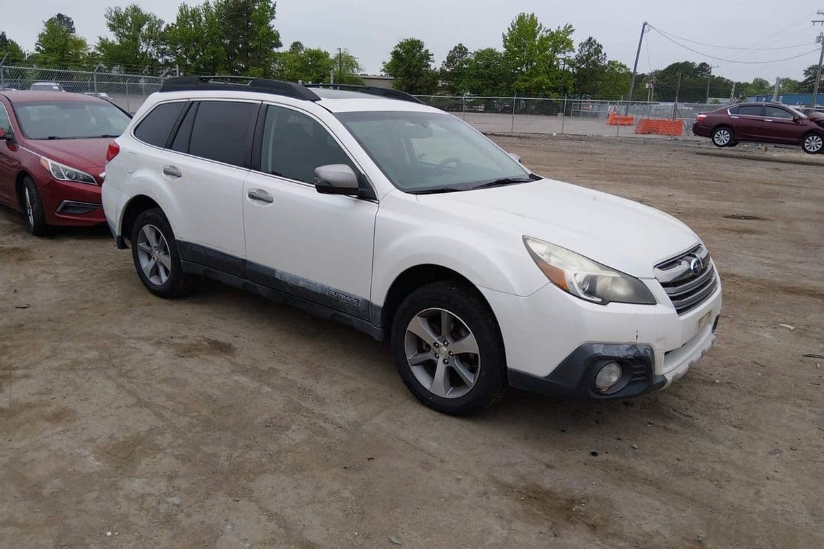Subaru Outback 2014