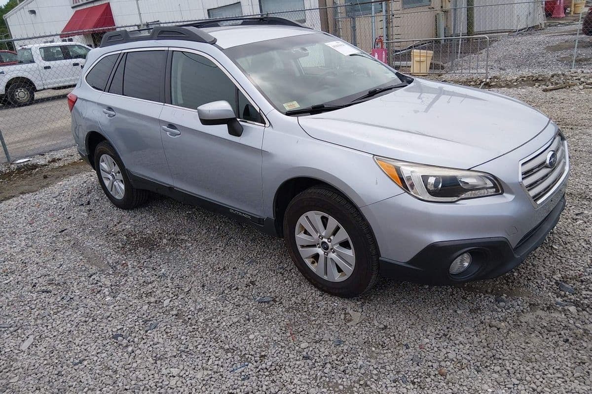 Subaru Outback 2015