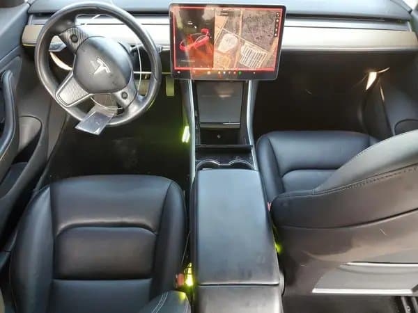 Tesla Model 3 2018
