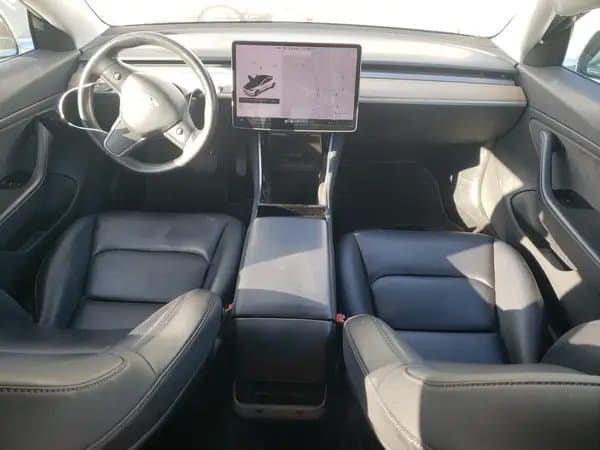 Tesla Model 3 2018