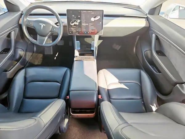 Tesla Model 3 2018