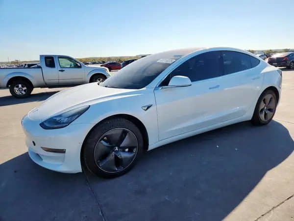 Tesla Model 3 2018