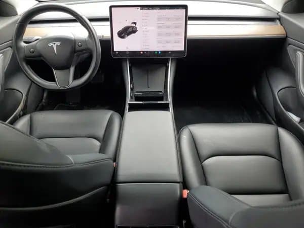 Tesla Model 3 2018