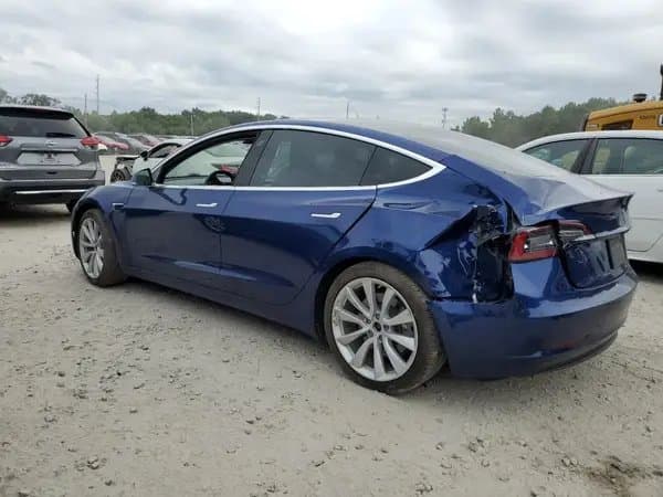 Tesla Model 3 2020