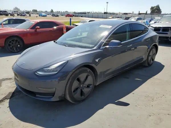 Tesla Model 3 2020