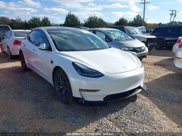 Tesla Model 3 2021