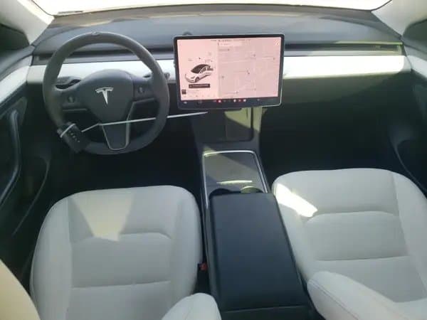 Tesla Model 3 2021