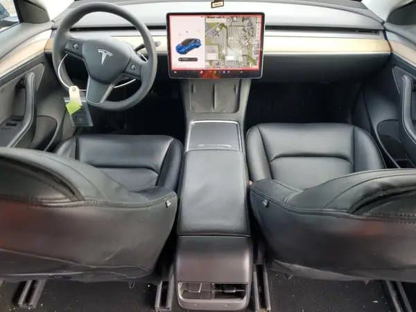 Tesla Model 3 2021