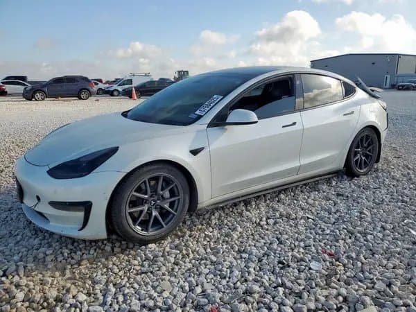 Tesla Model 3 2021