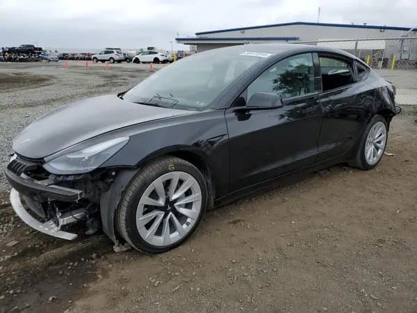 Tesla Model 3 2022