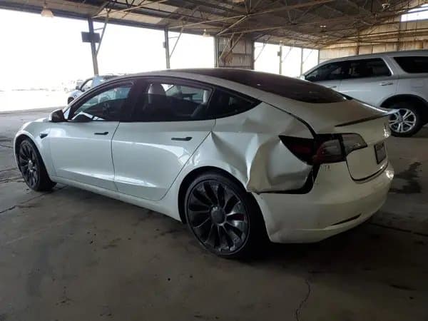 Tesla Model 3 2023