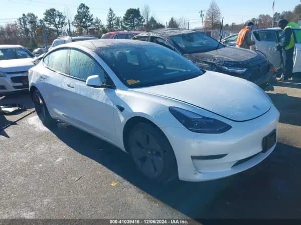 Tesla Model 3 2023
