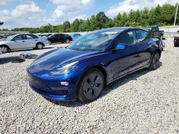 Tesla Model 3 2023