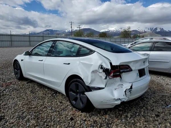Tesla Model 3 2023