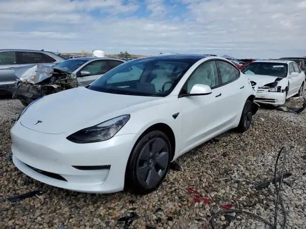 Tesla Model 3 2023
