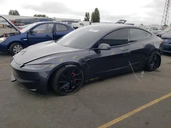 Tesla Model 3 2024