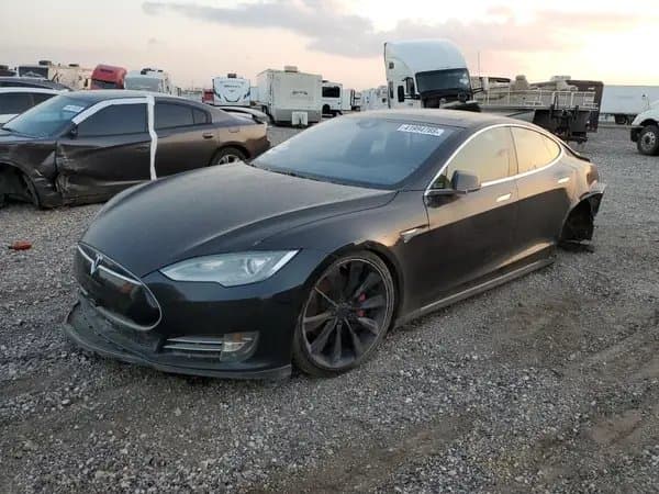 Tesla Model S 2016