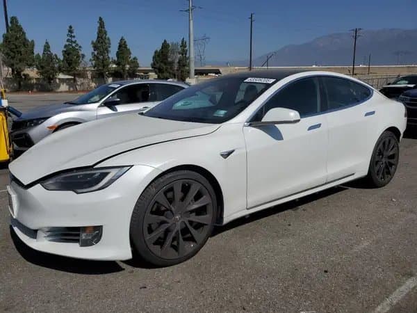 Tesla Model S 2018