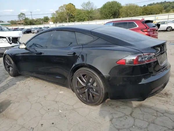 Tesla Model S 2021