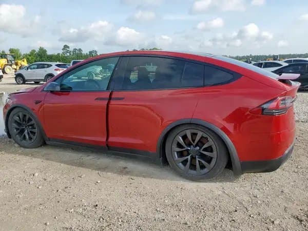 Tesla Model X 2022