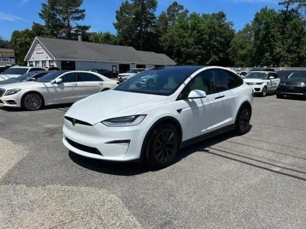 Tesla Model X 2022