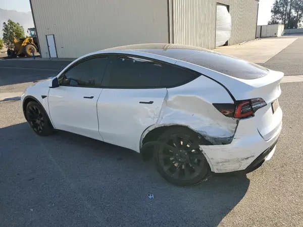 Tesla Model Y 2020