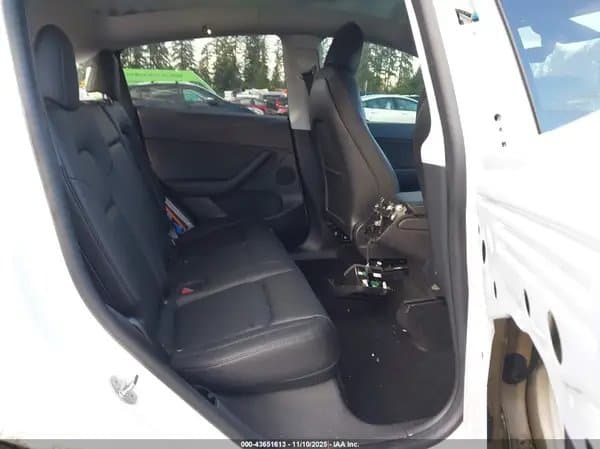 Tesla Model Y 2020