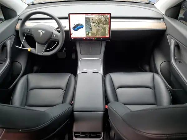 Tesla Model Y 2021